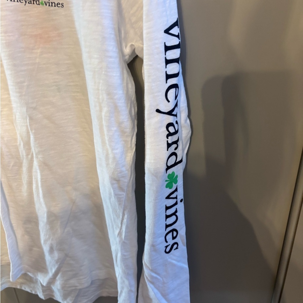 Vineyard Vines Long Sleeve White St Patrick's Day Tee Size S So Cute! - Picture 2 of 4